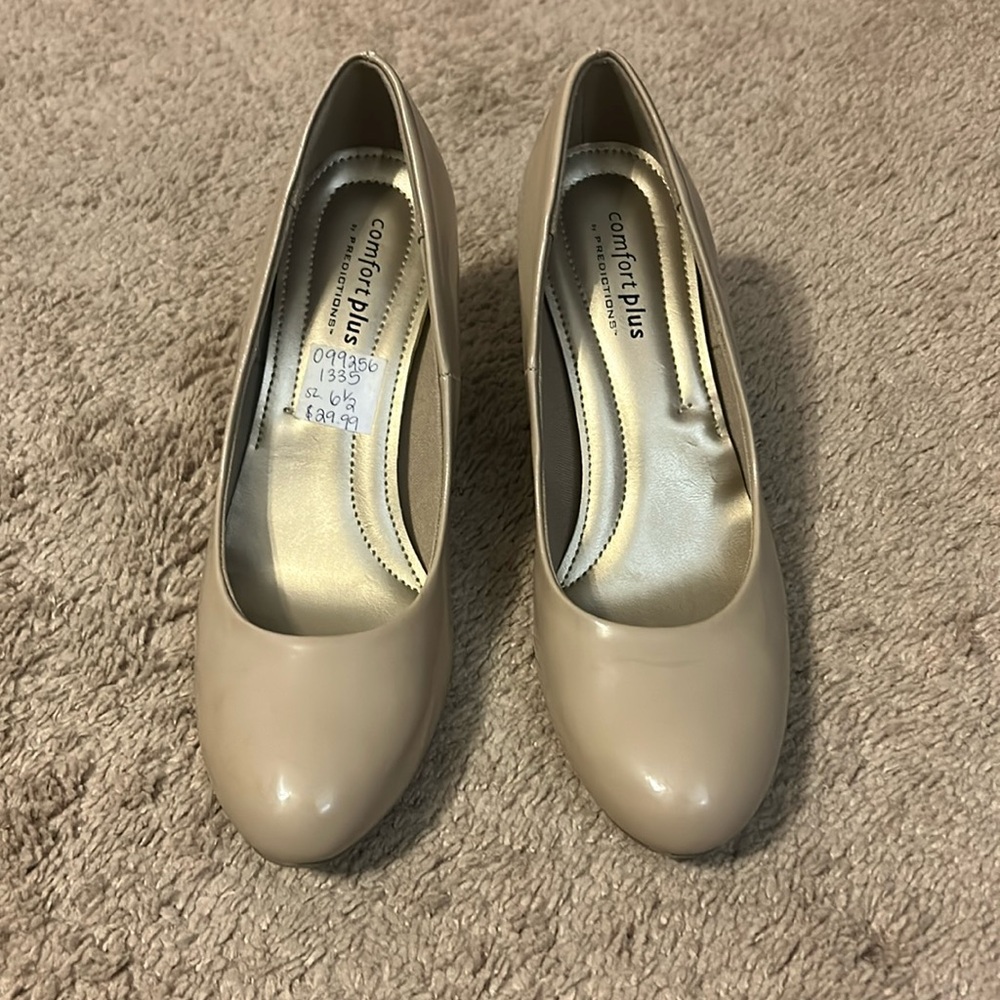 Comfort Plus by Predictions Women's Nude Heels